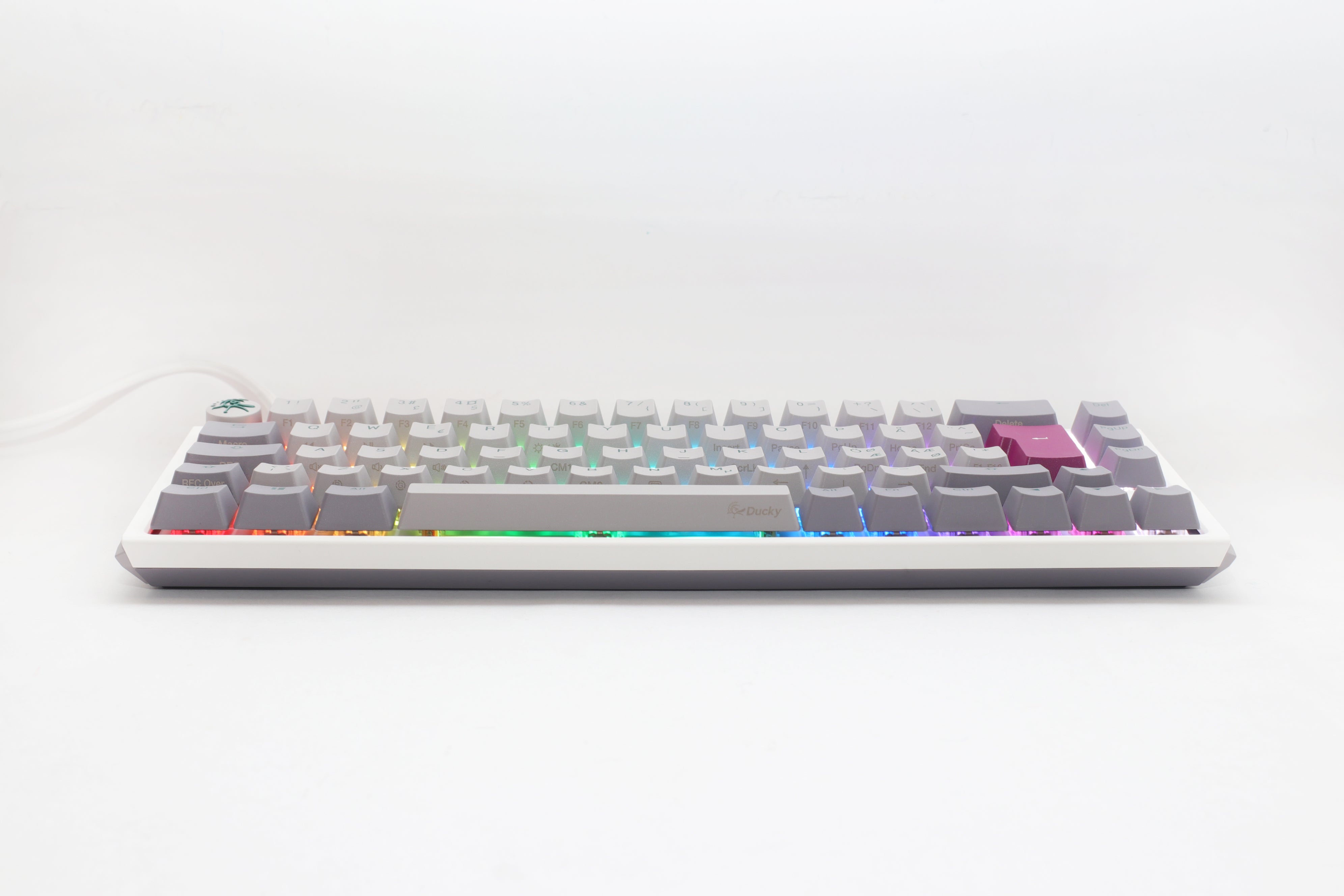 Ducky One 3 - Mist Nordic - SF 65% - Cherry Silent Red- RGB