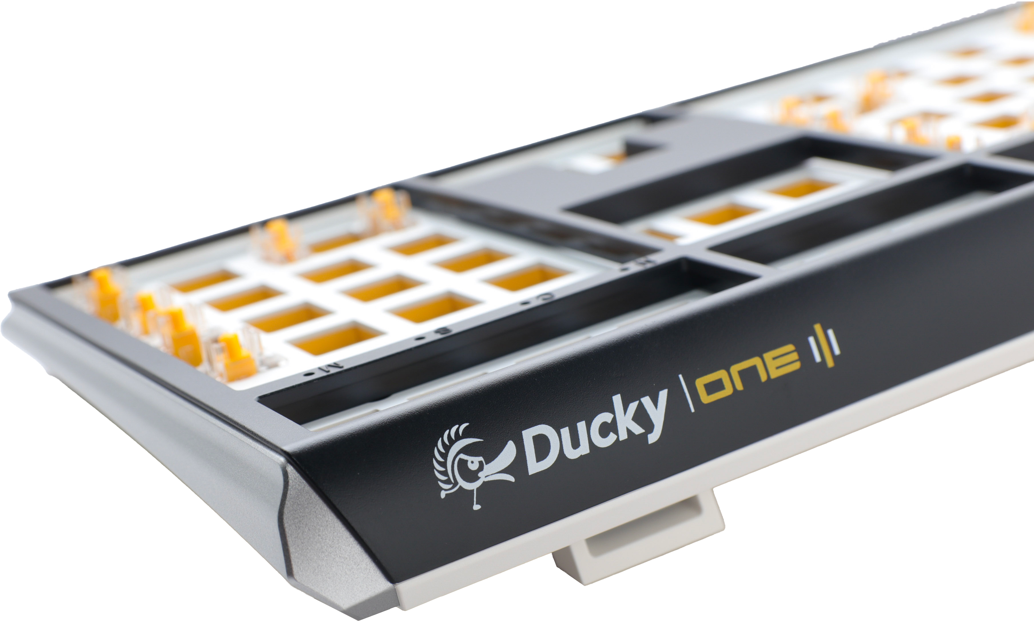 Ducky One 3 - Hot Swap ISO Barebone Black - Fullsize - RGB - Uden Switches/keycaps