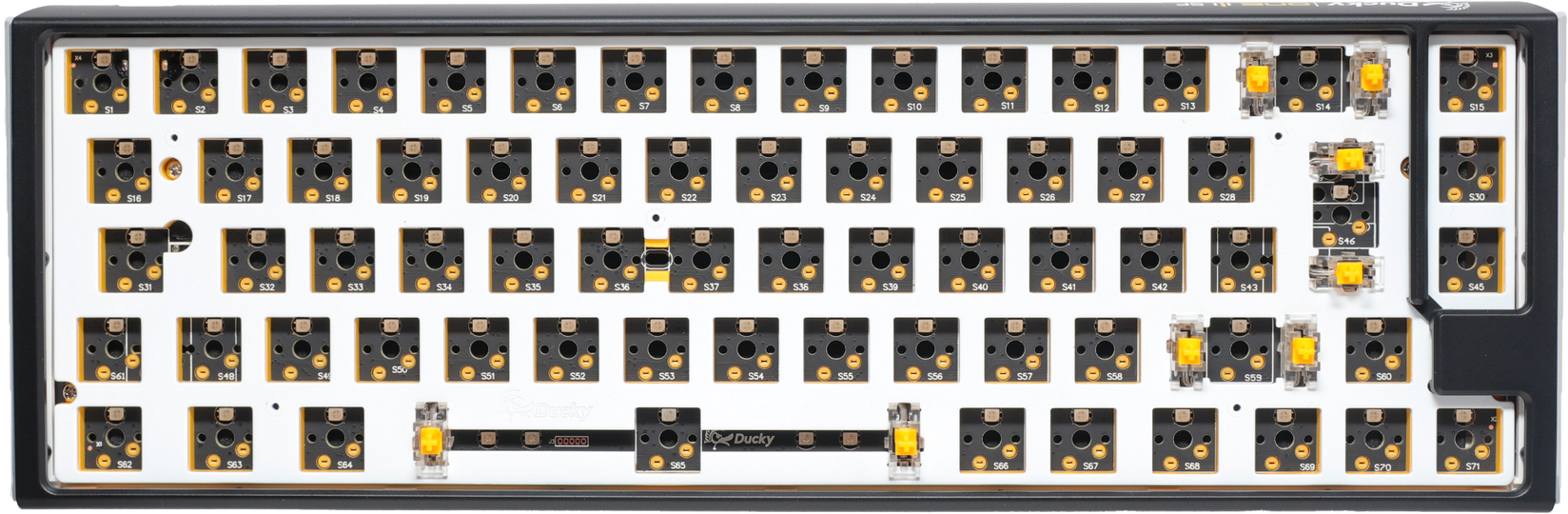 Ducky One 3 - Hot Swap ISO Barebone Black - SF 65% - RGB - Utan brytare/tangentknappar
