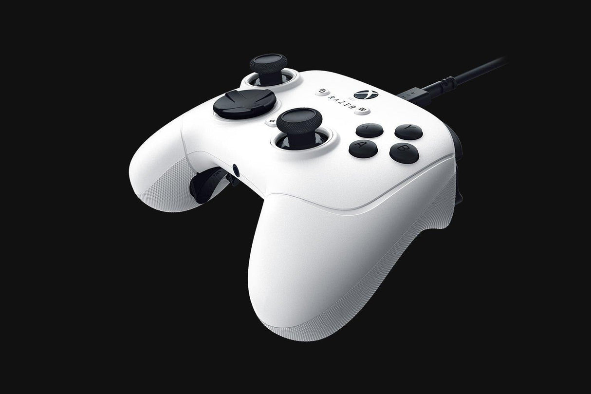 Razer - Wolverine V3 Tournament Edition – Wired Controller for Xbox & PC - White Razer