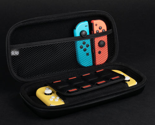 Konix One Piece Wano – etui til Nintendo Switch – produkt med kompatibelt udstyr vist som eksempel