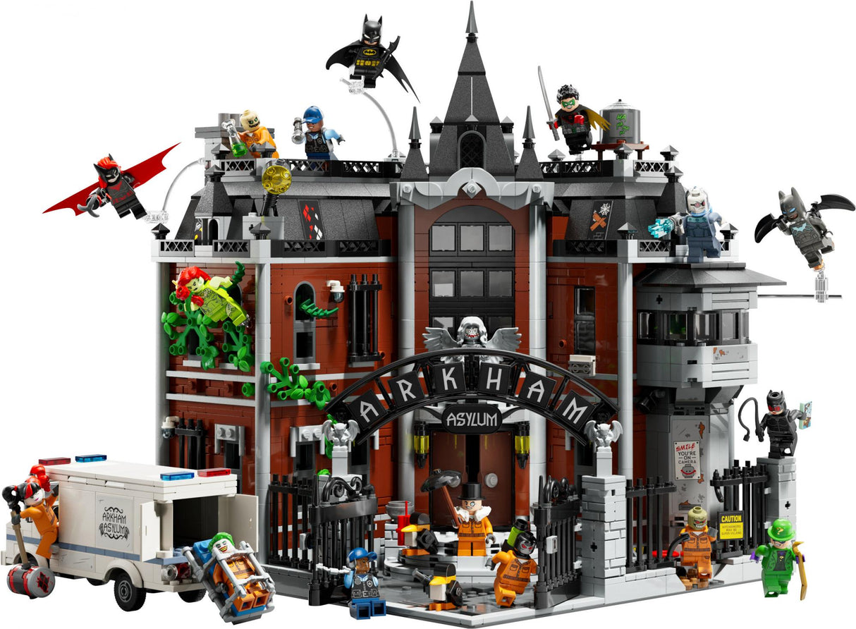 LEGO - Super Heroes - Arkham Asylum (76300). LEGO