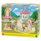 Sylvanian Families børnehavesæt – sandkasse og pool med figur – produktbillede 2