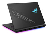 ASUS ROG Strix SCAR 18 G835LXG-TQ378W – set bagfra; tastaturlayout illustrativt