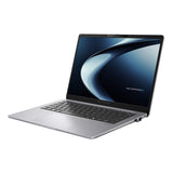 ASUS ExpertBook P3 G1 P3406CCA-LY0392X – set skråt forfra; tastaturlayout illustrativt