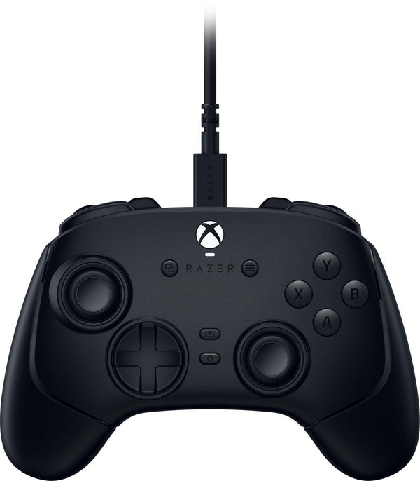 Razer - Wolverine V3 Tournament Edition - Trådbunden handkontroll för Xbox och PC - Svart
