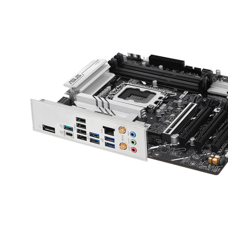 ASUS B860M MAX GAMING AX – skråt ved bagpanelet
