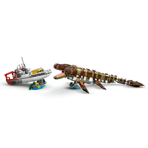 LEGO Jurassic World 76974 – Bådmission: Klodsbygget mosasaur – mosasaur og båd set fra siden
