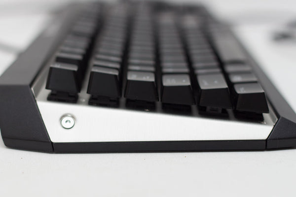 COUGAR Attack X3 – Cherry MX Red – ungarsk layout