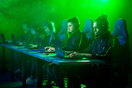 Razer BlackShark V2 Pro – Wireless Esports Gaming Headset with THX Spatial Audio Razer