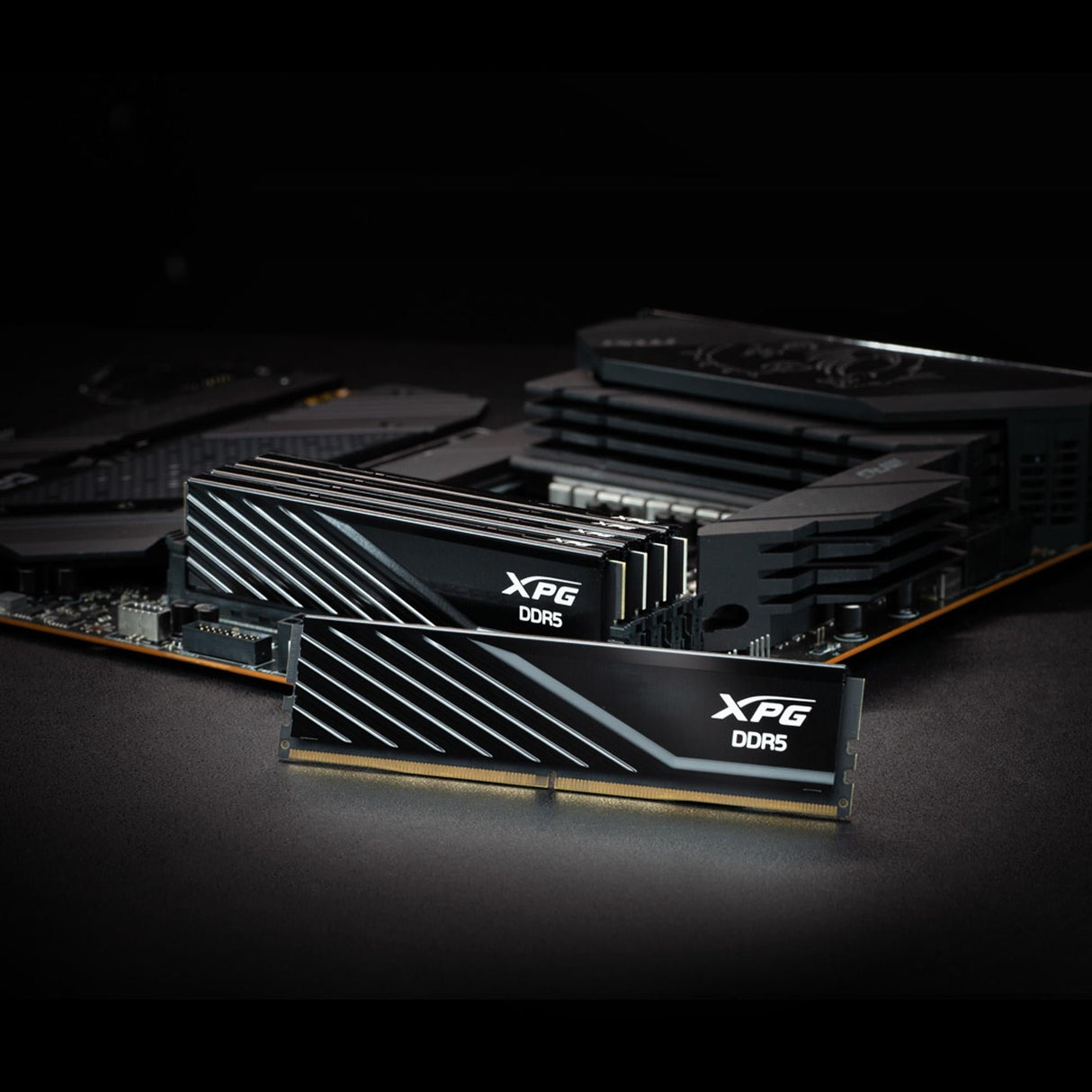 XPG LANCER BLADE DDR5 SDRAM 32GB CL46 On-die ECC DIMM 288-PIN ADATA Technology
