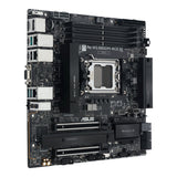 ASUS Pro WS B850M-ACE SE – bundkort set skråt fra siden