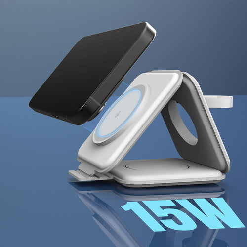 j5create JUPW3215W-N – Qi2 3-i-1 rejseoplader – Telefon på magnetisk ladeflade som eksempel