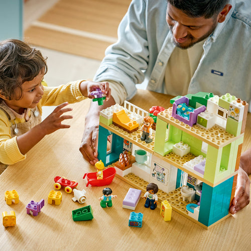 LEGO - DUPLO Town - 3-in-1 Modern Family House with Figures (10470) Lego