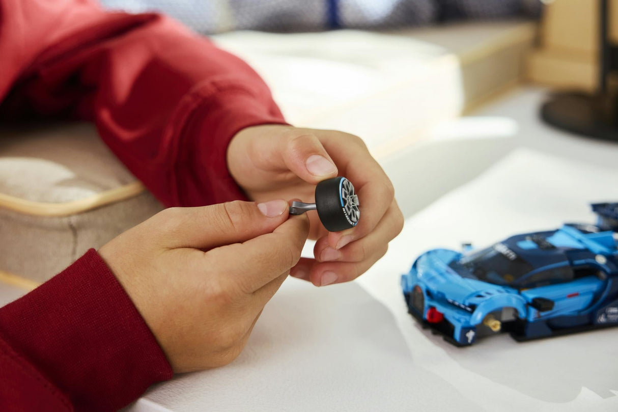 LEGO - Speed Champions - Bugatti Vision GT Hyper Sports Car (77253) LEGO