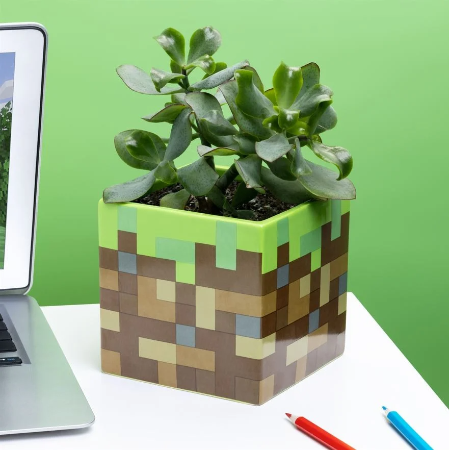 Grass Block Pen and Plant Pot