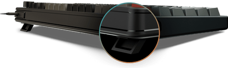 MSI FORGE GK110 – tastaturets sideprofil og indstillelige bagfod
