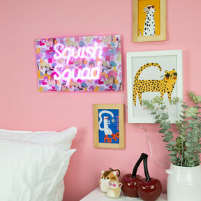 Squishmallows - Squish Squad Neon Wall Light - Neon Pink Squishmallows